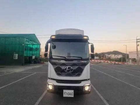 현대 파비스 5.5톤 윙바디 2020년식 파비스 윙바디 정면
